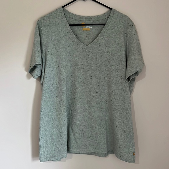 Carhartt Tops - Carhartt vneck T-shirt